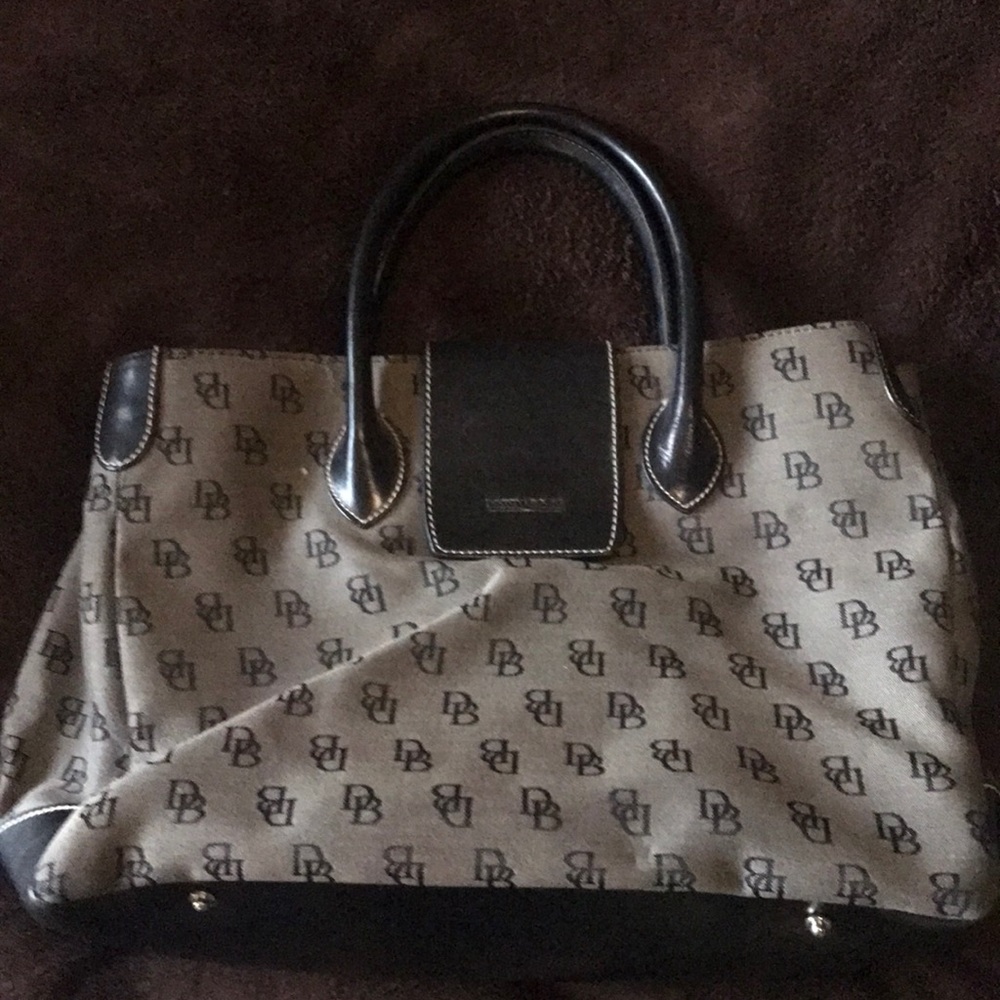 Dooney & Burke medium sized purse